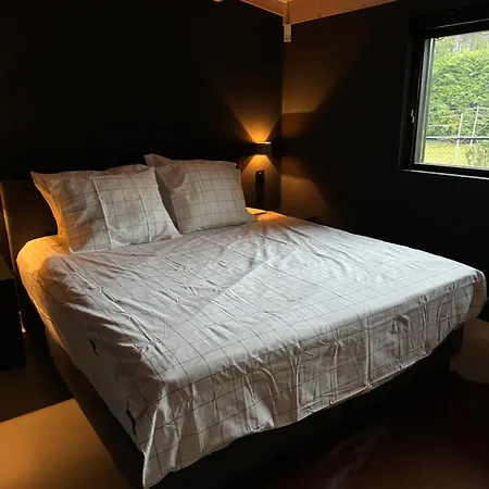 The Four Oaks House Holiday home *