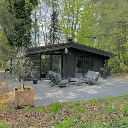 The Four Oaks House * Garderen